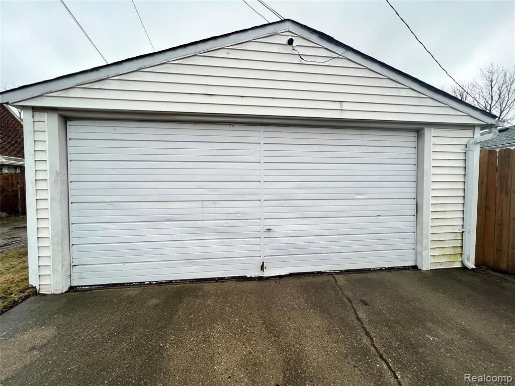 21440 Waltham Road Warren, MI 48089 - Photo 4 of 26