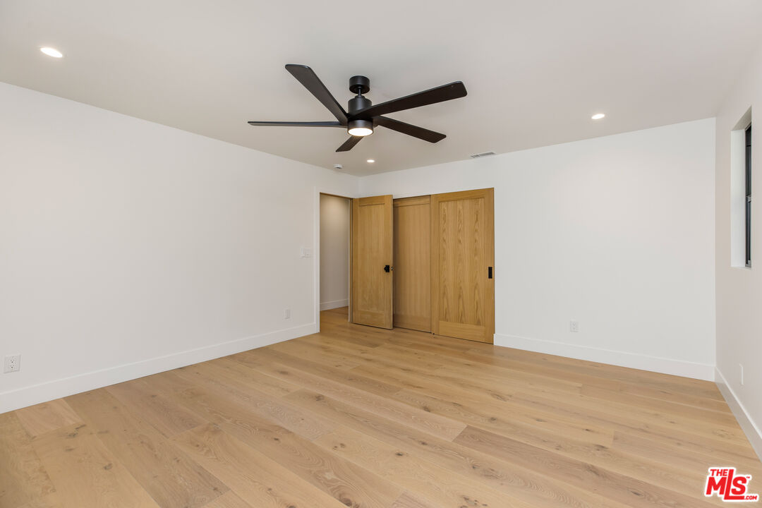 1902 Roscomare Road Los Angeles, CA 90077 - Photo 39 of 65