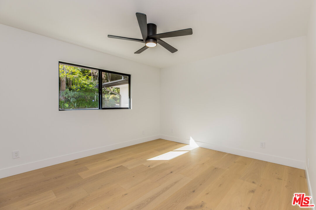 1902 Roscomare Road Los Angeles, CA 90077 - Photo 41 of 65