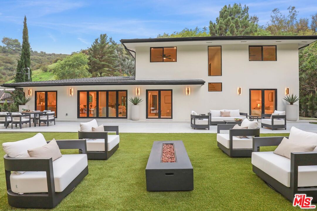 1902 Roscomare Road Los Angeles, CA 90077 - Photo 56 of 65