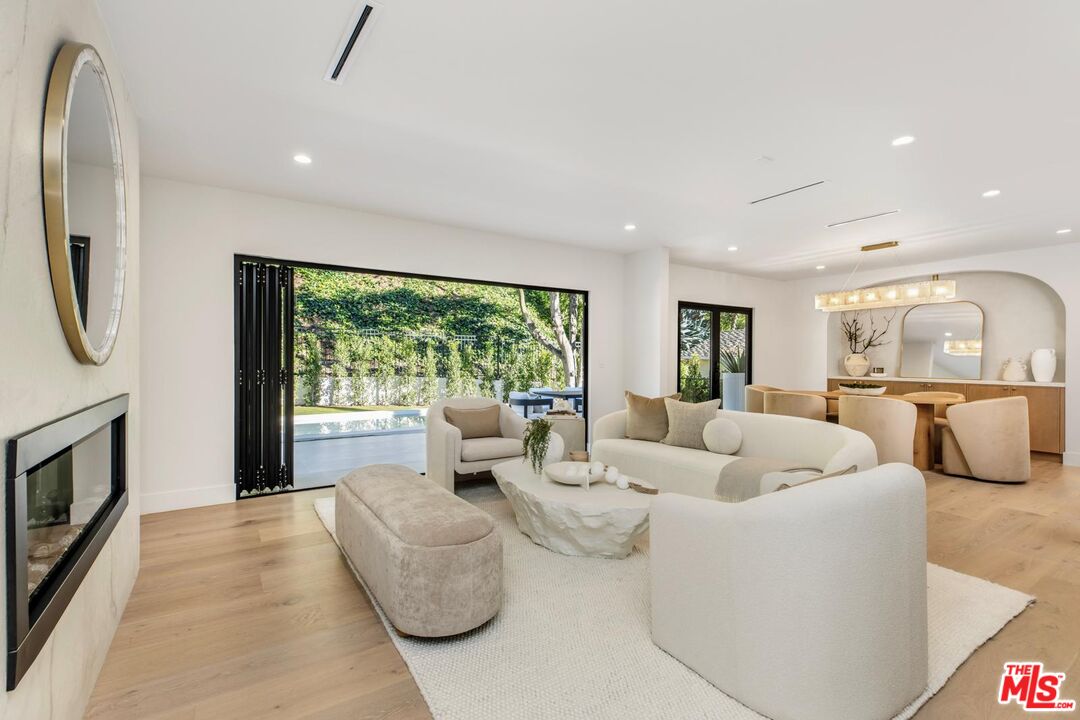 1902 Roscomare Road Los Angeles, CA 90077 - Photo 6 of 65