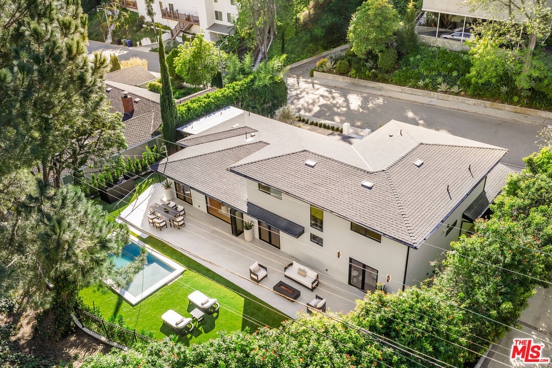 1902 Roscomare Road Los Angeles, CA 90077 - Photo 62 of 65