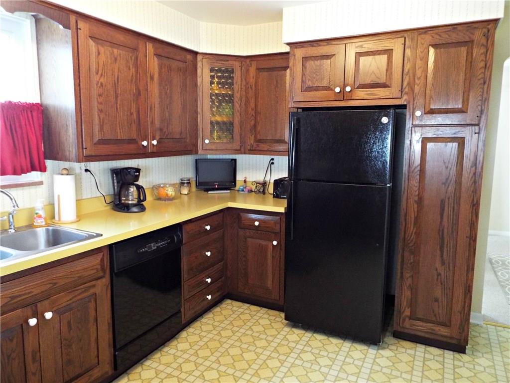 68 Prestley Road Bridgeville, PA 15017 - Photo 8 of 25 Gallery Image 8