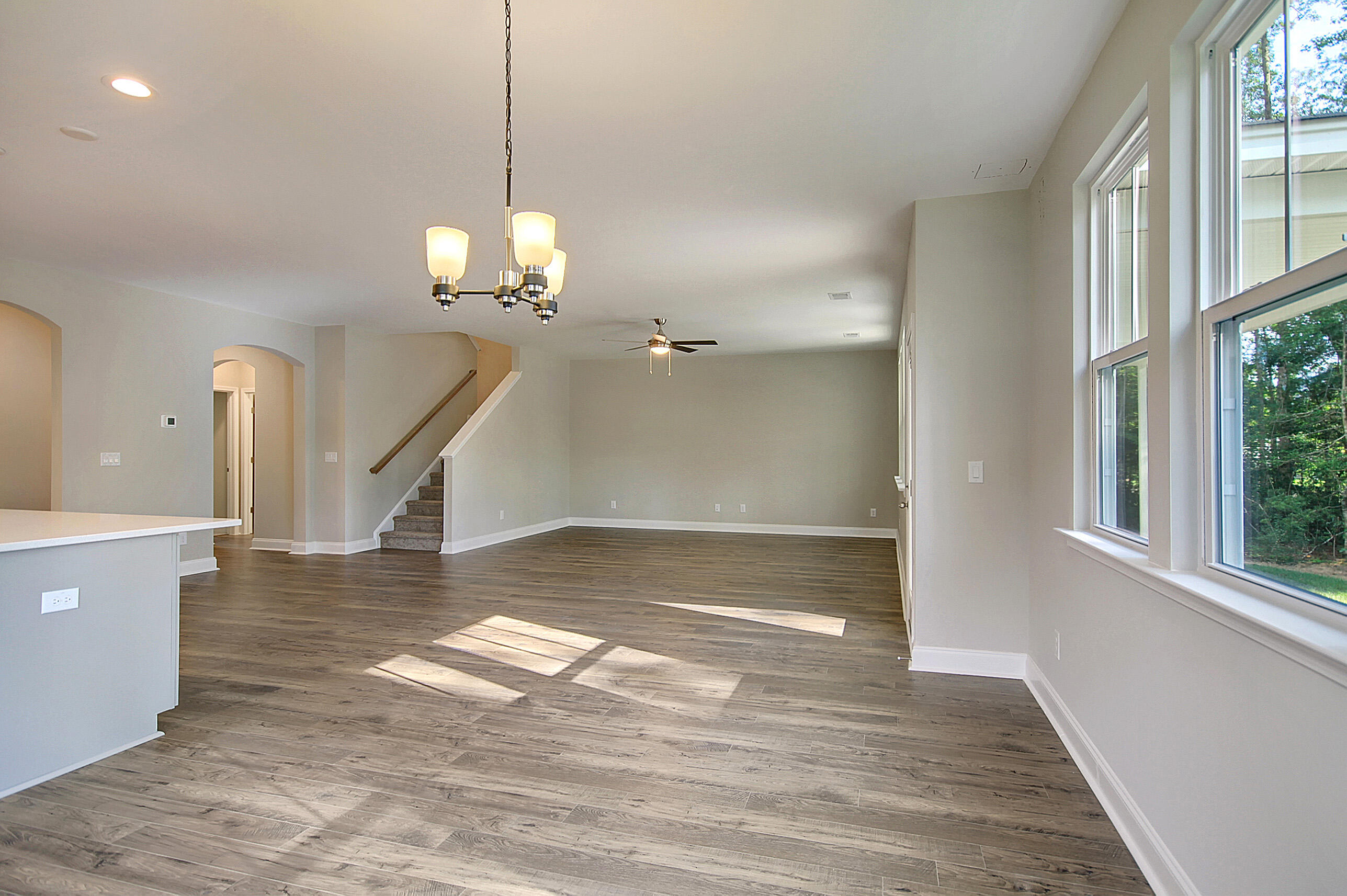 685 West Butternut Road Summerville, SC 29483 - Photo 17 of 32 685 W Butternut Dining Area