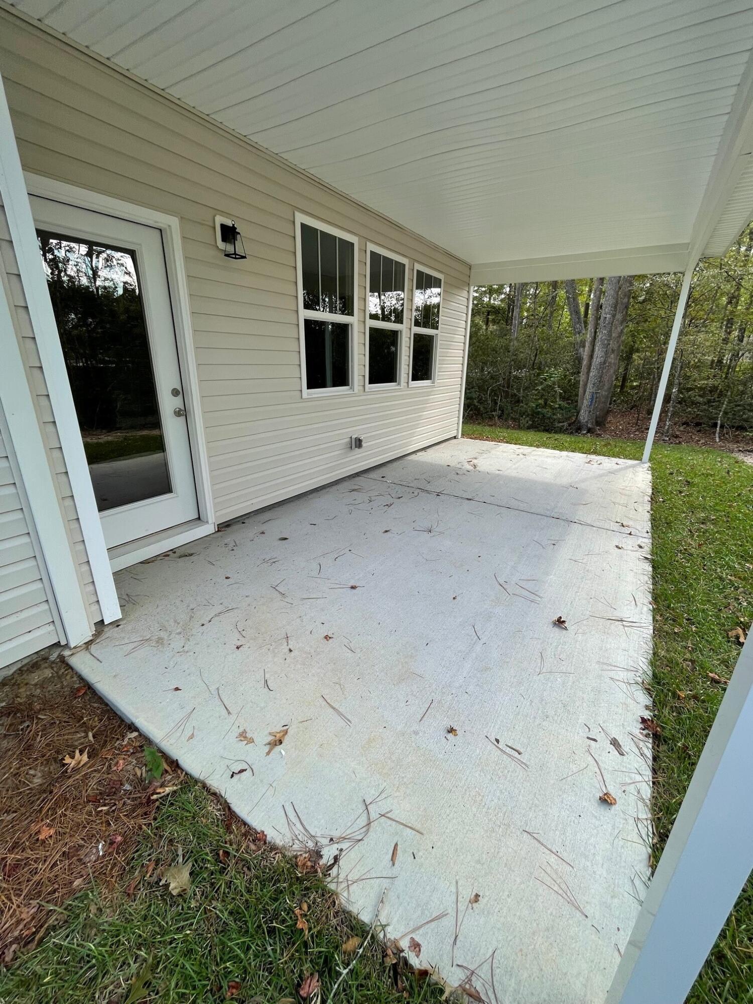 685 West Butternut Road Summerville, SC 29483 - Photo 19 of 32 Covered Rear Patio