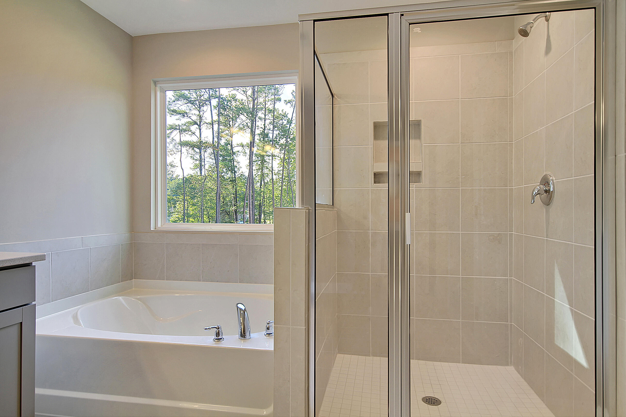685 West Butternut Road Summerville, SC 29483 - Photo 6 of 32 685 W Butternut Master Bathroom