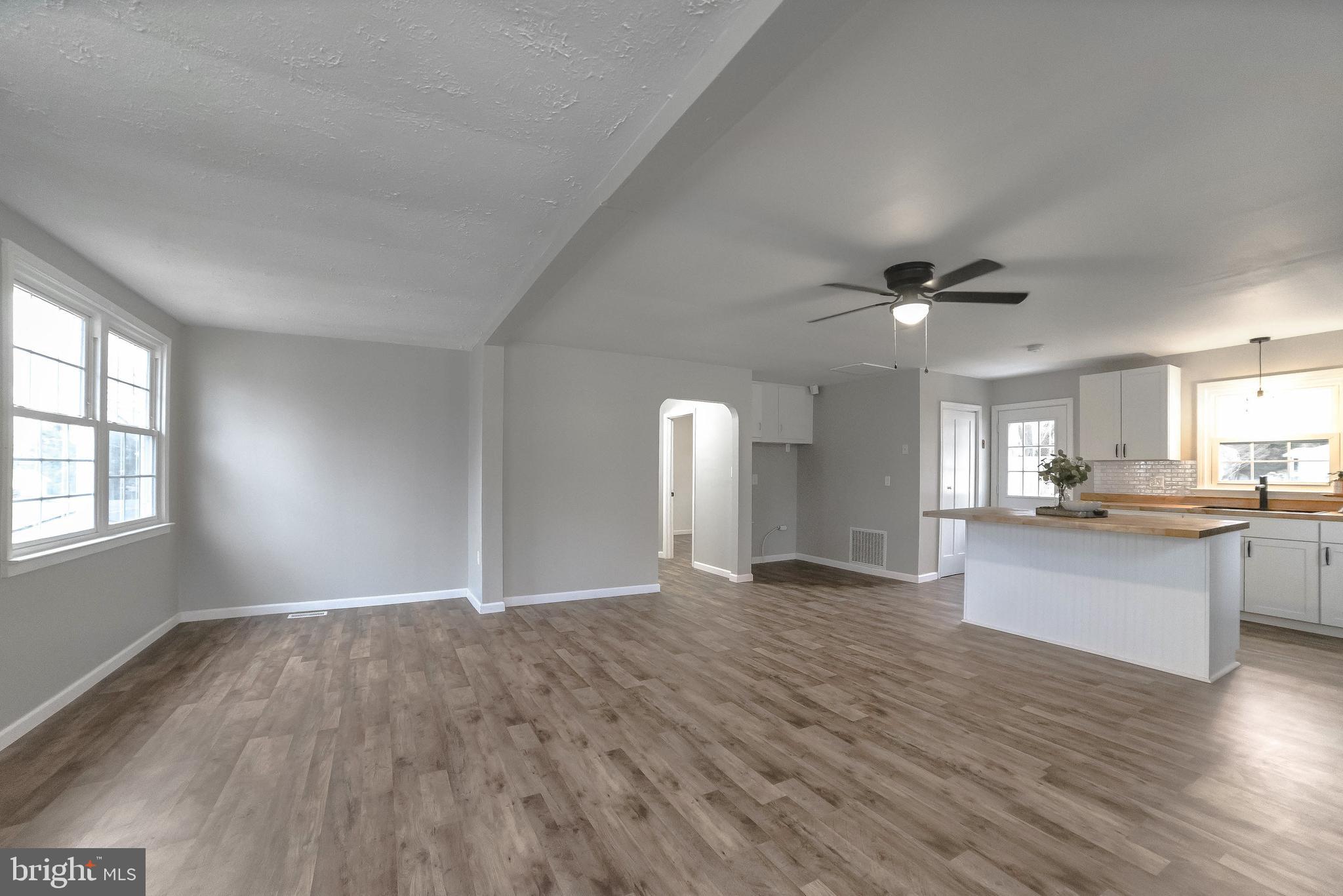 43233 Riverside Drive Hollywood, MD 20636 - Photo 11 of 29 Gallery Image 11