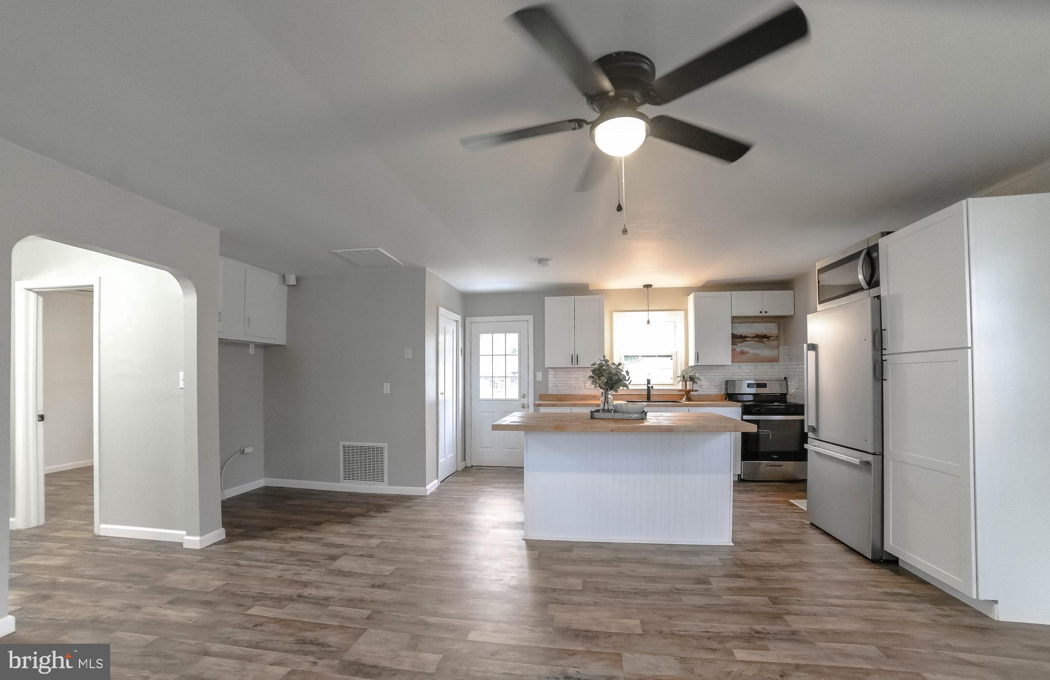 43233 Riverside Drive Hollywood, MD 20636 - Photo 4 of 29 Gallery Image 4