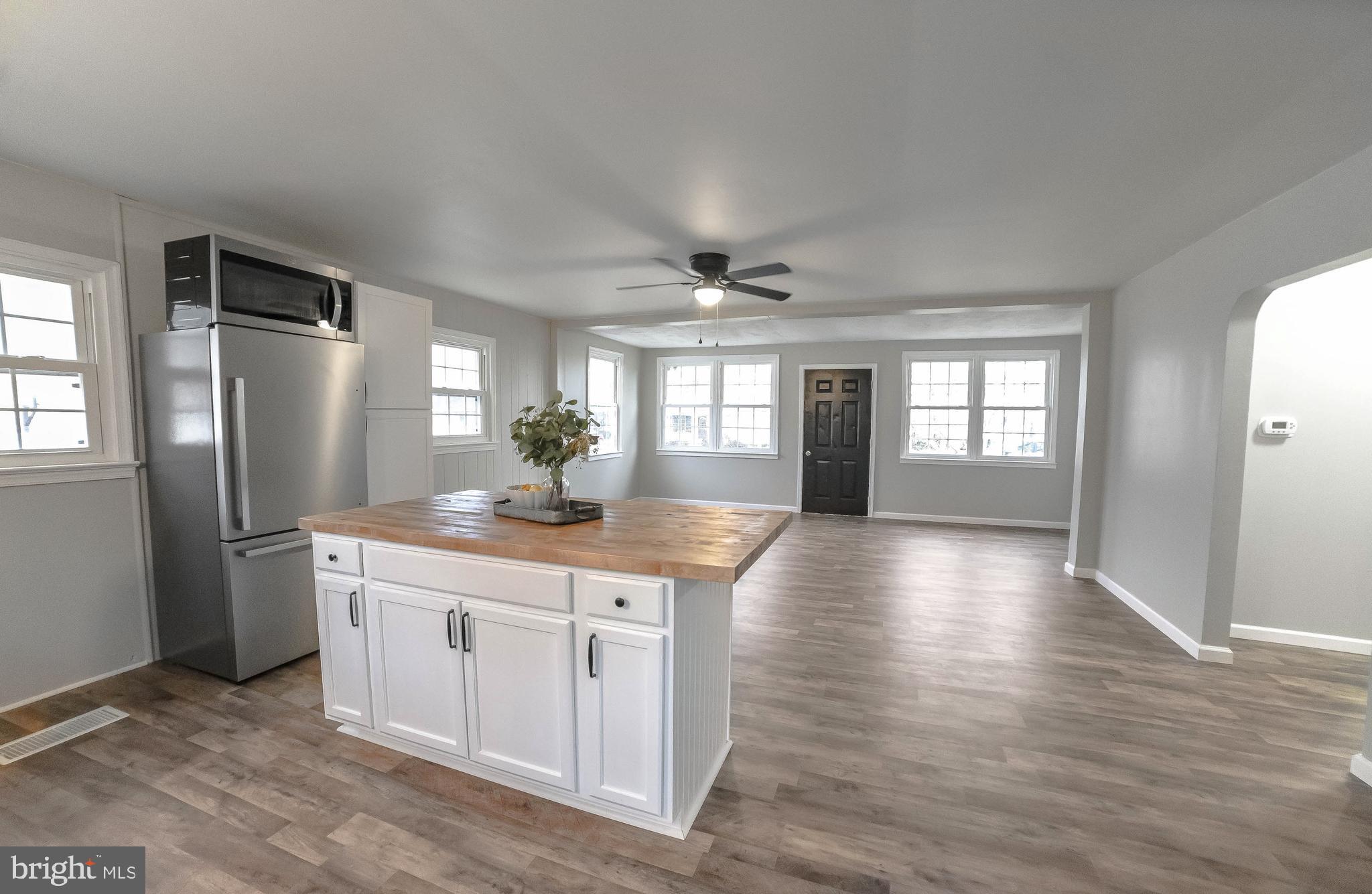 43233 Riverside Drive Hollywood, MD 20636 - Photo 6 of 29 Gallery Image 6