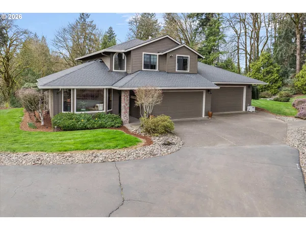 $1,249,900 | 17525 South Holly Lane, Oregon City, OR 97045