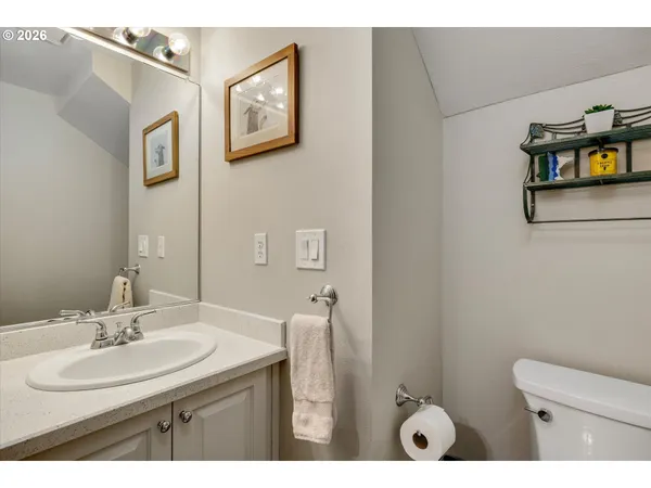 $1,249,900 | 17525 South Holly Lane, Oregon City, OR 97045