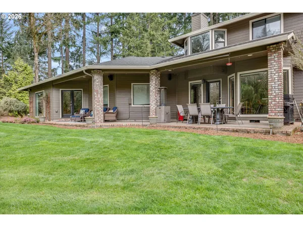 $1,249,900 | 17525 South Holly Lane, Oregon City, OR 97045