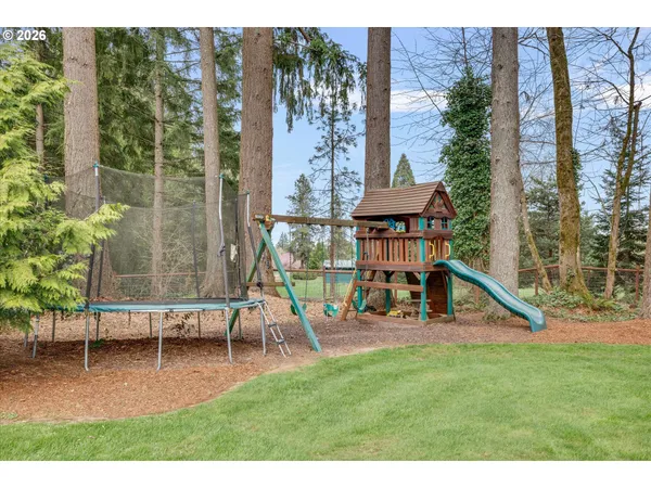 $1,249,900 | 17525 South Holly Lane, Oregon City, OR 97045