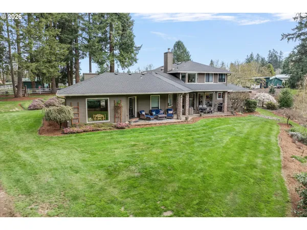 $1,249,900 | 17525 South Holly Lane, Oregon City, OR 97045