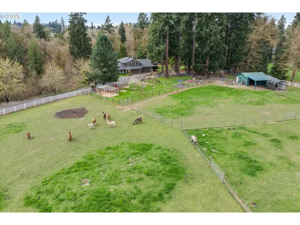 $1,249,900 | 17525 South Holly Lane, Oregon City, OR 97045
