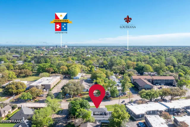 $839,500 | 103 South Southlawn Drive, Lafayette, LA 70503