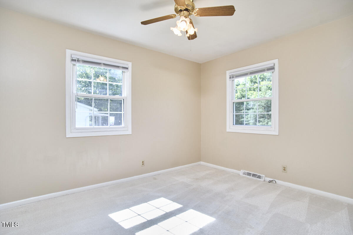 1105 Horseshoe Road Durham, NC 27703 - Photo 14 of 31 17