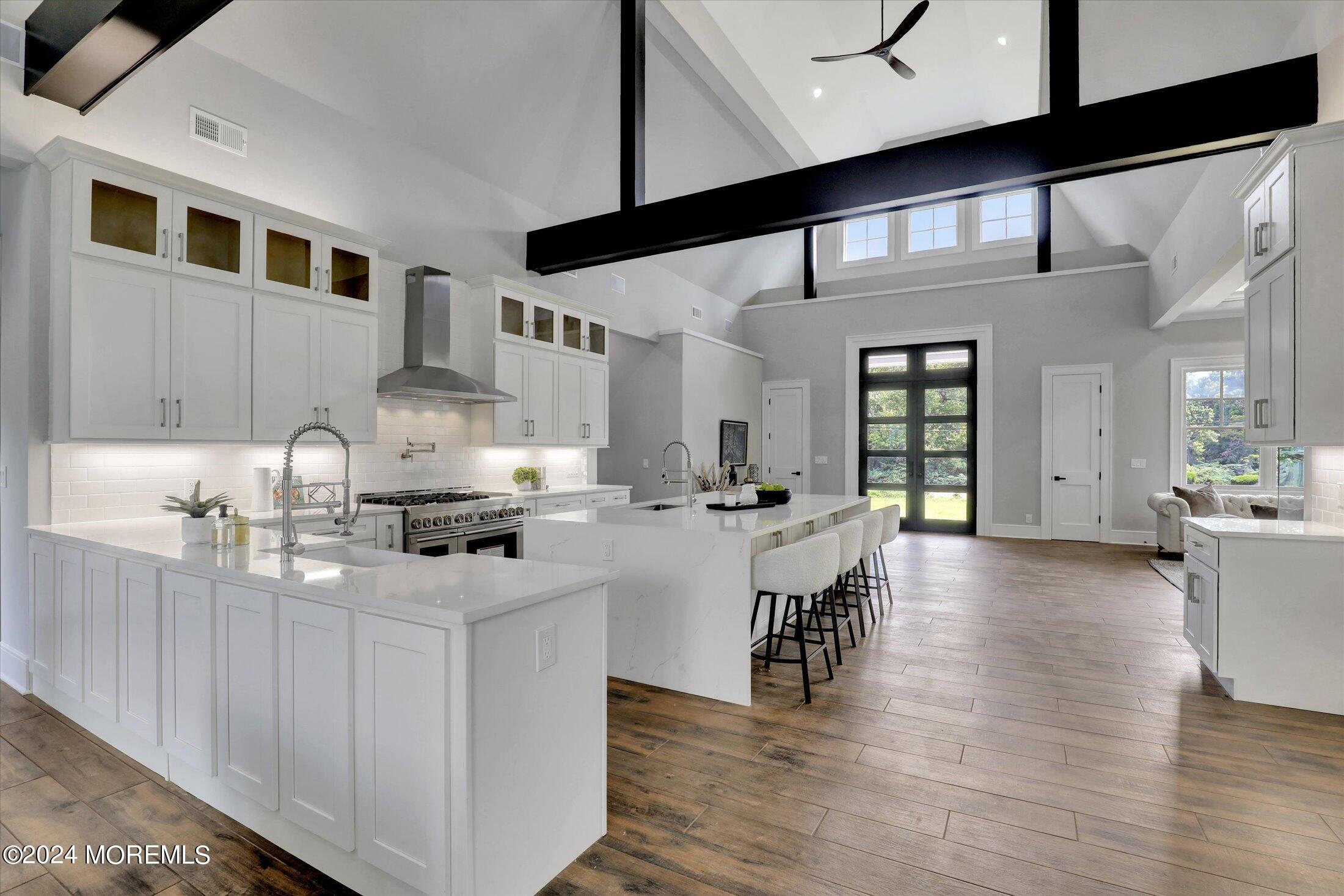 546 Locust Point Road Rumson, NJ 07760 - Photo 12 of 48 11-Kitchen