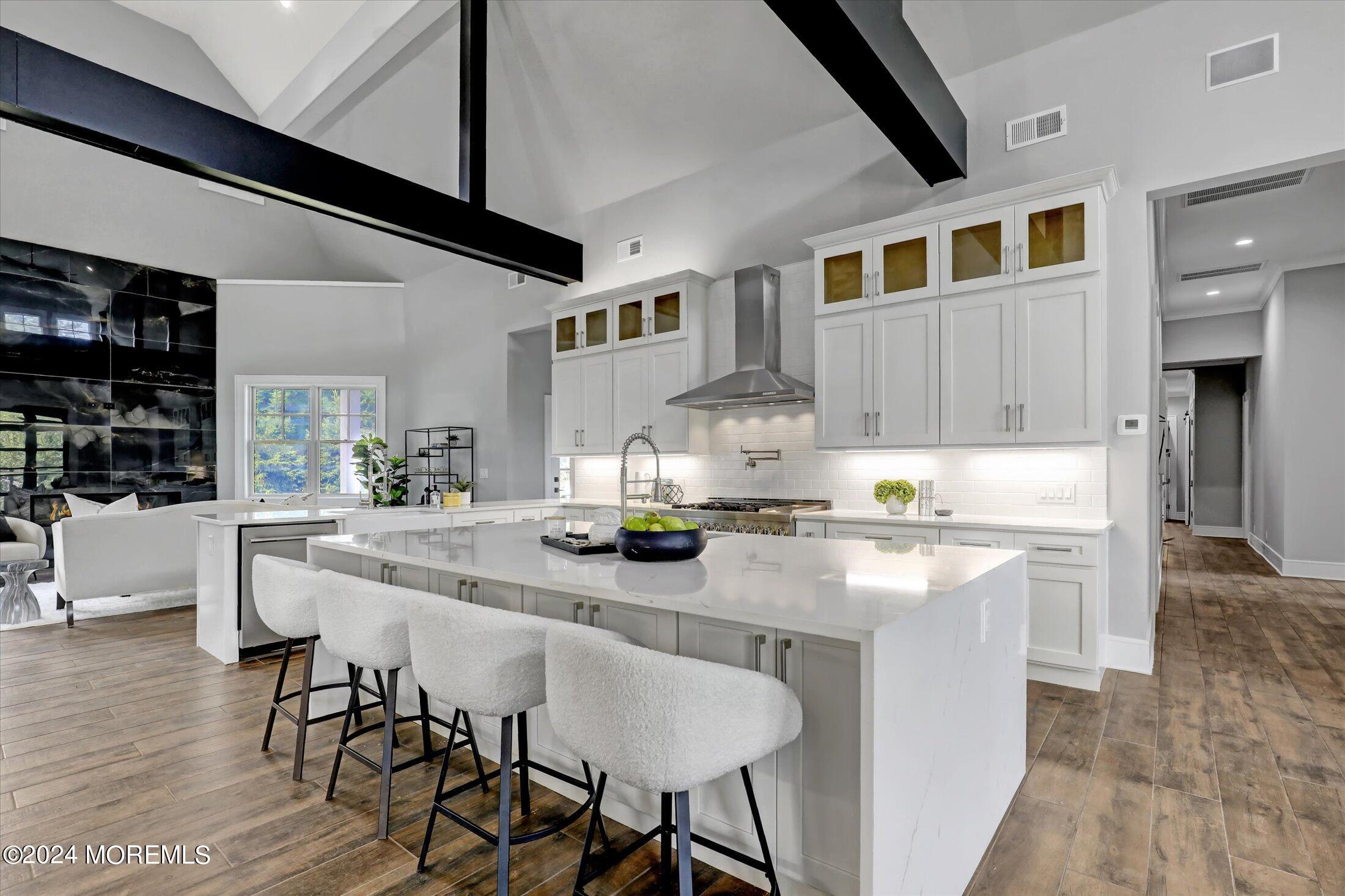 546 Locust Point Road Rumson, NJ 07760 - Photo 9 of 48 08-Kitchen