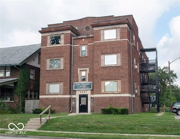 $899 | 2060 North Delaware Street, Unit 10, Indianapolis, IN 46202