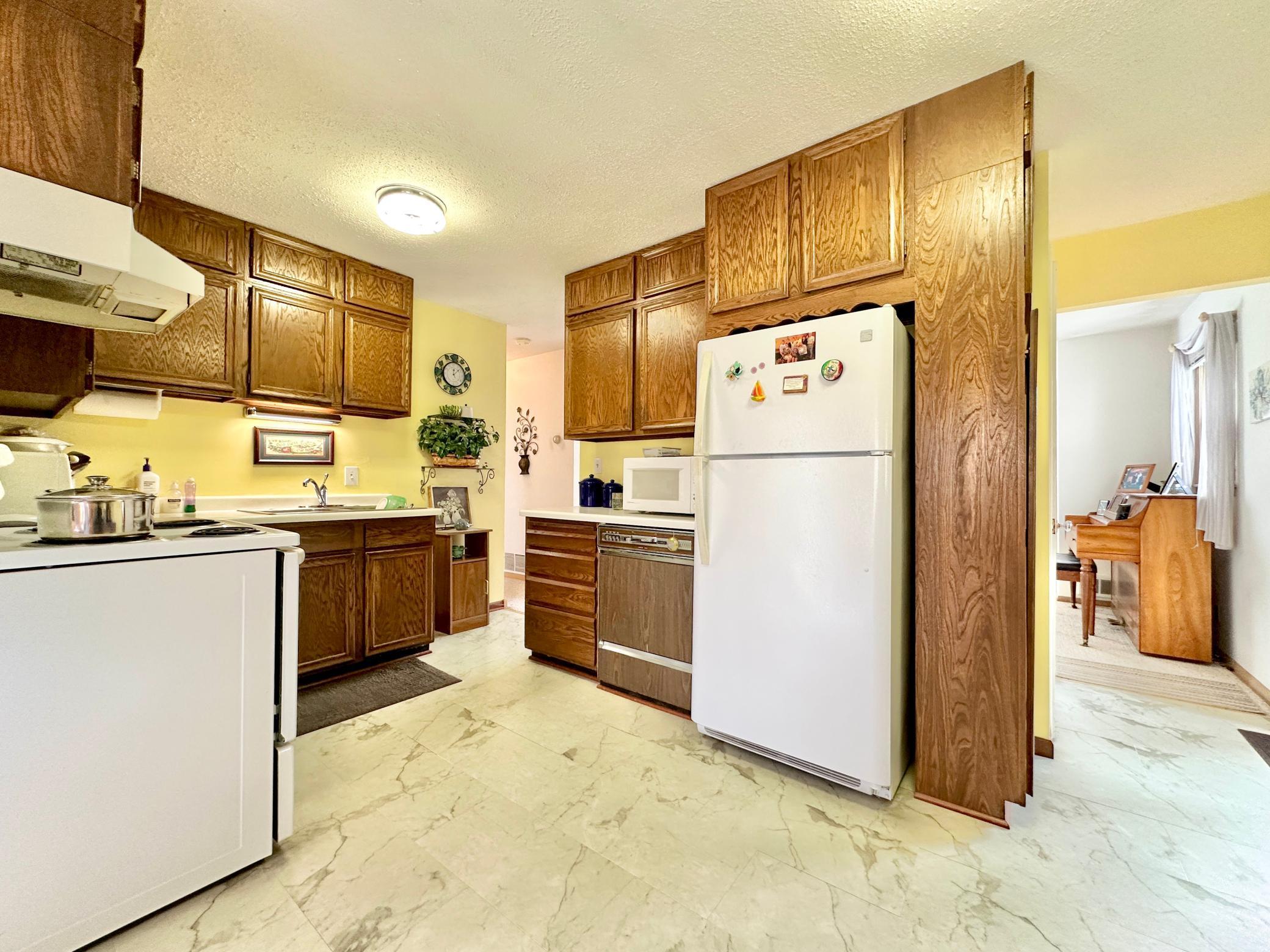 6116 Ridge Drive Woodbury, MN 55125 - Photo 14 of 22