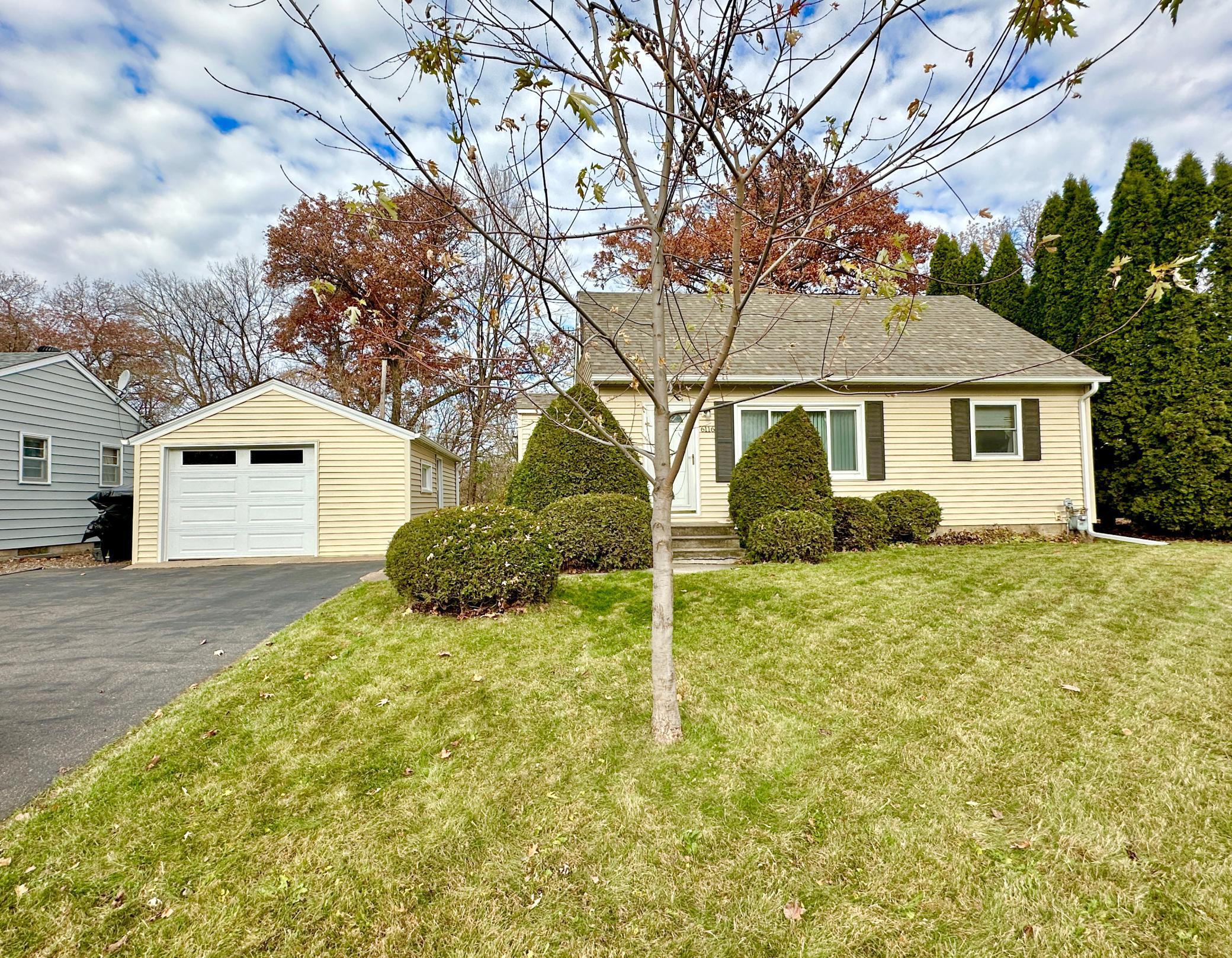 6116 Ridge Drive Woodbury, MN 55125 - Photo 3 of 22