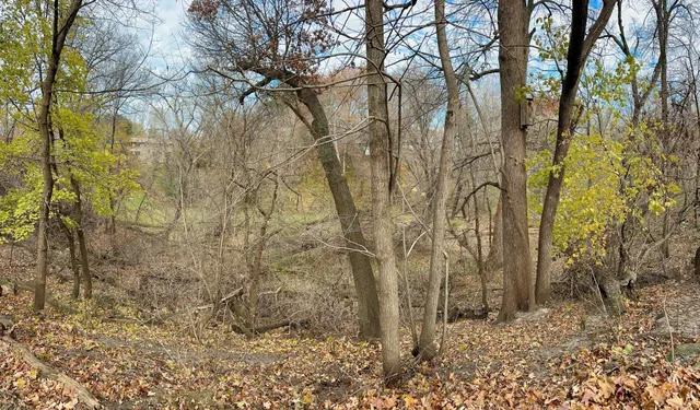 $300,000 | 6116 Ridge Drive, Woodbury, MN 55125