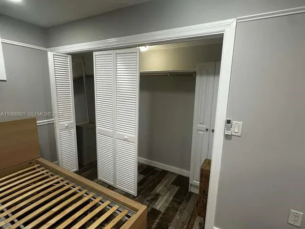 $1,650 | 6837 Southwest 39th Terrace, Unit B, Miami, FL 33155