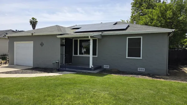 $349,999 | 720 South Rose Street, Turlock, CA 95380