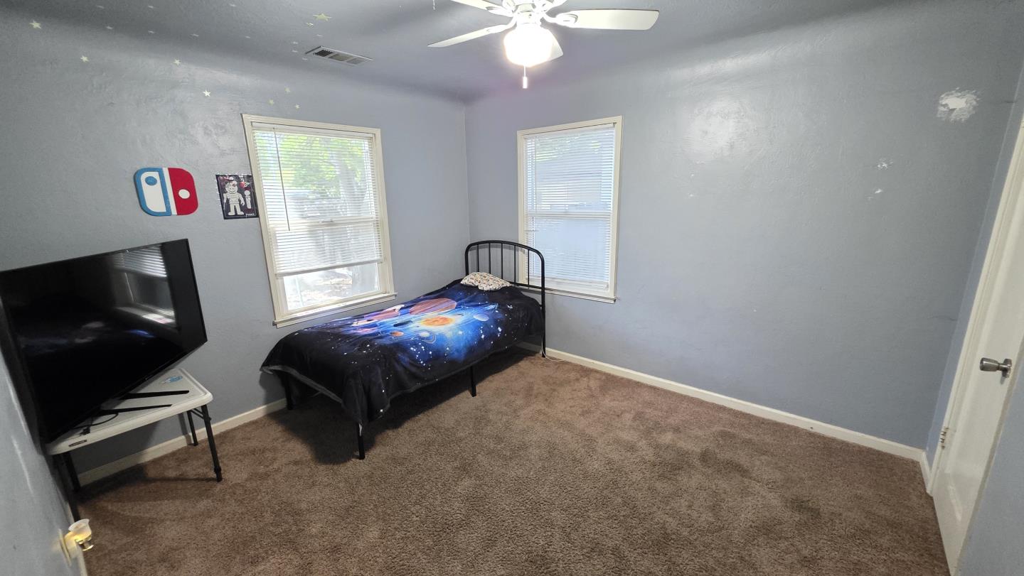 720 South Rose Street Turlock, CA 95380 - Photo 12 of 15