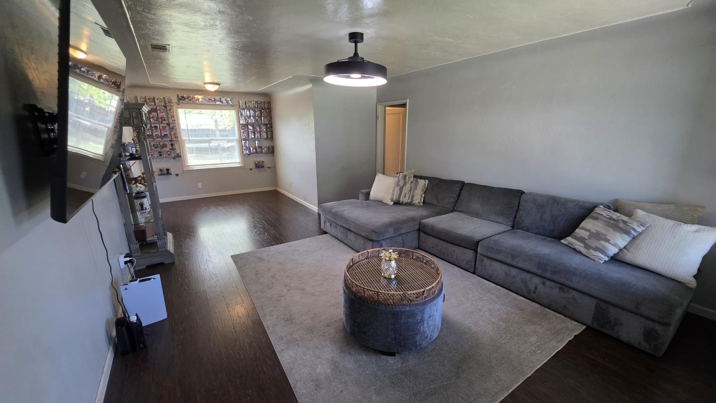 720 South Rose Street Turlock, CA 95380 - Photo 4 of 15