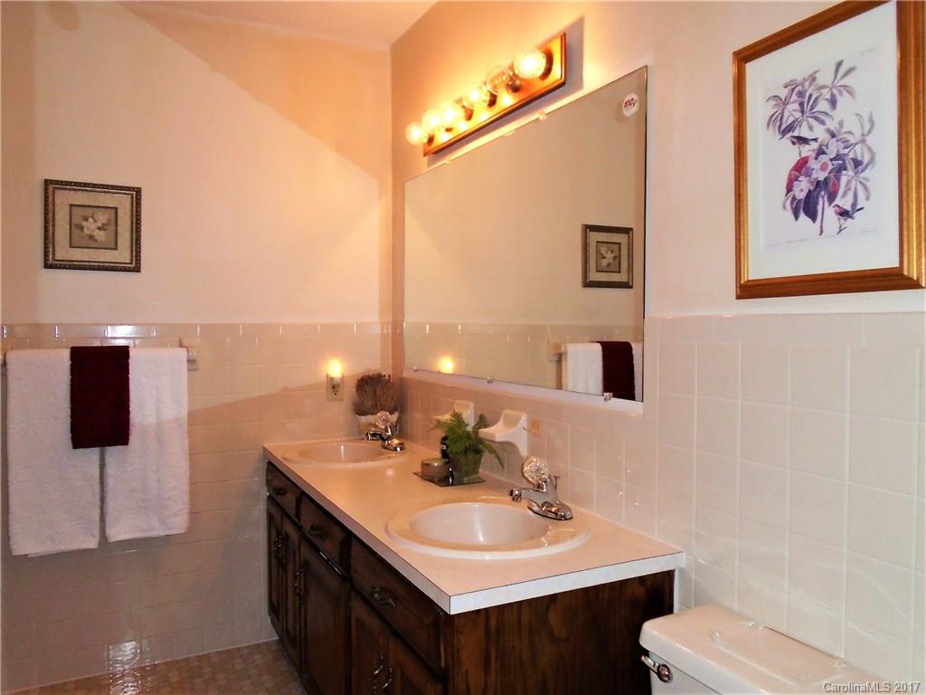 4839 Slanting Bridge Road Sherrills Ford, NC 28673 - Photo 18 of 24 Gallery Image 18