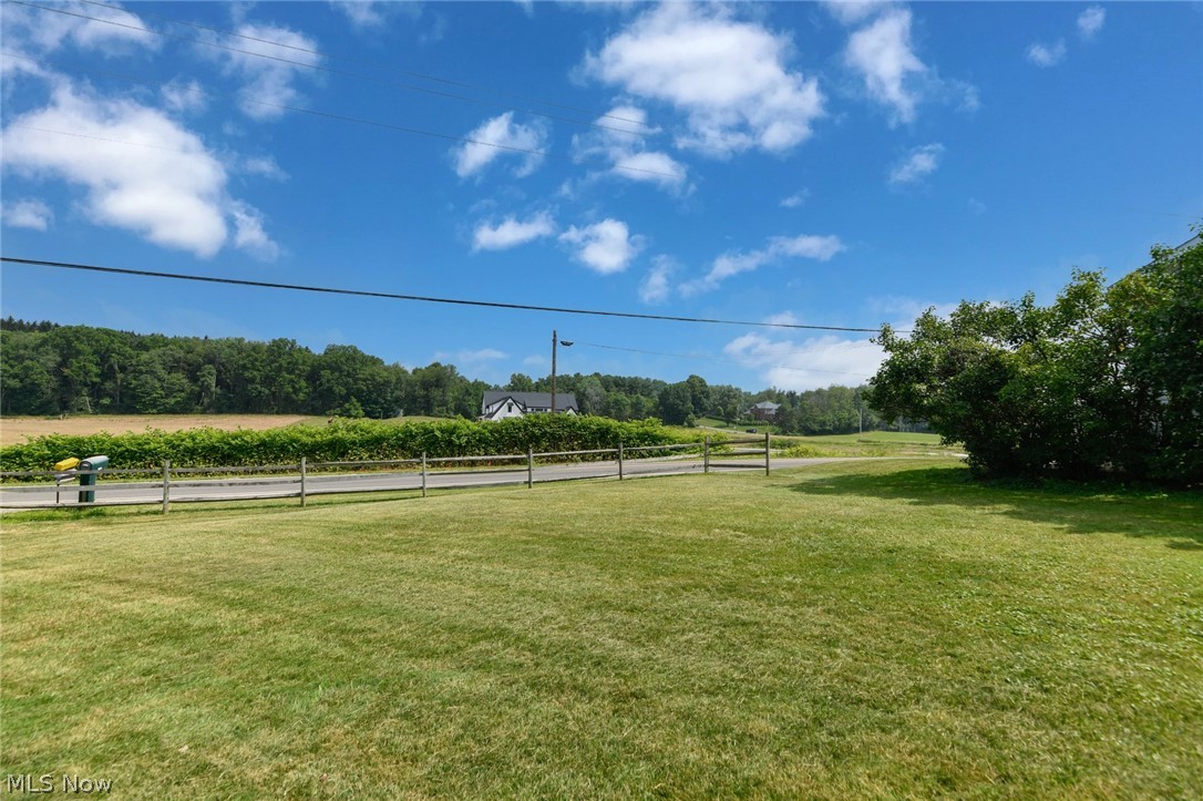 594 Granger Road Medina, OH 44256 - Photo 4 of 33 Gallery Image 4