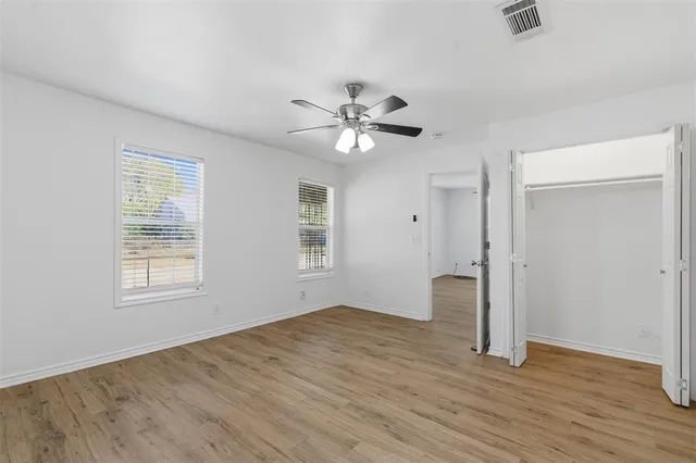 $1,050 | 920 West Ford Street, Denison, TX 75020