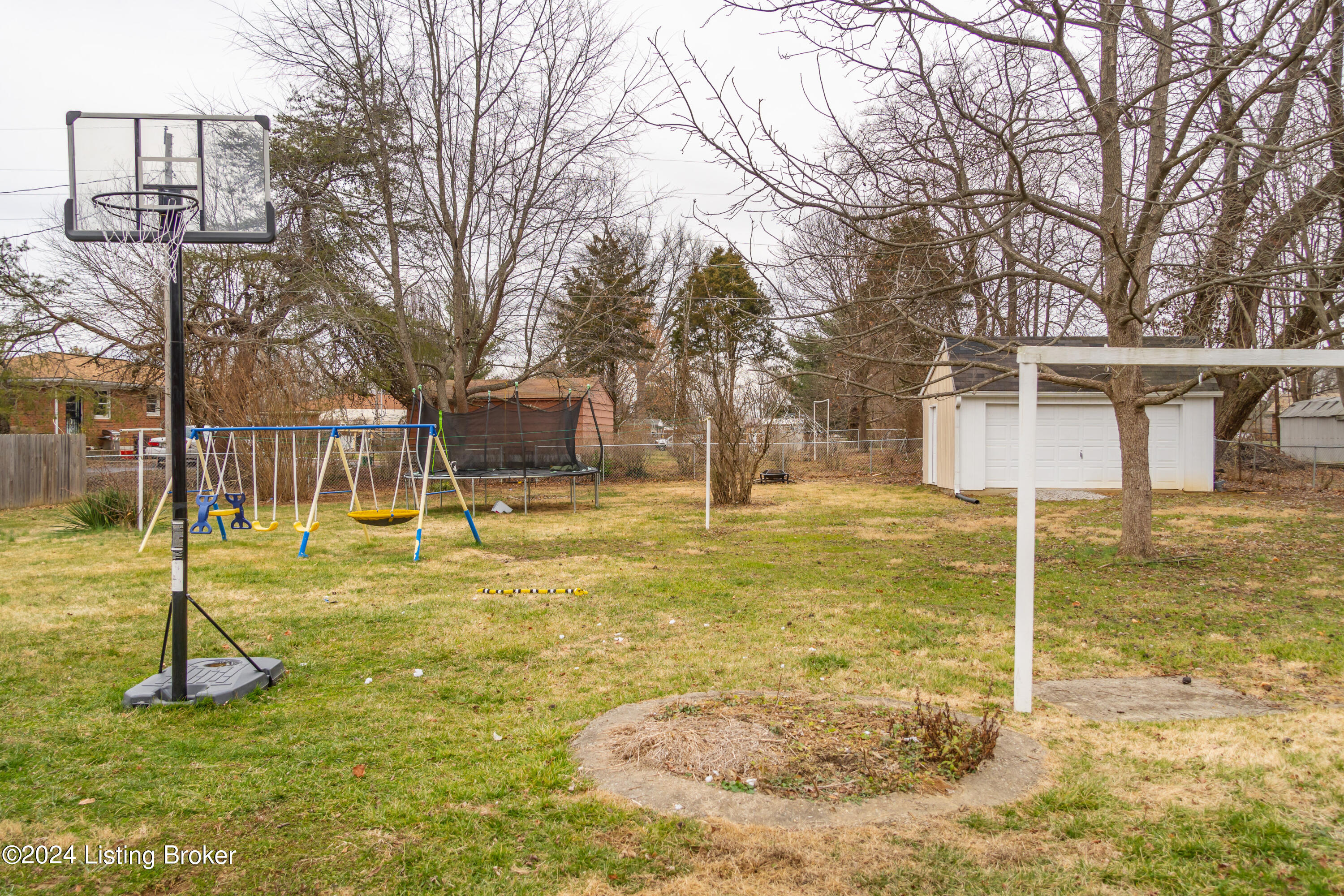 258 Stringer Lane Mount Washington, KY 40047 - Photo 56 of 70 258-Stringer-Ln_057