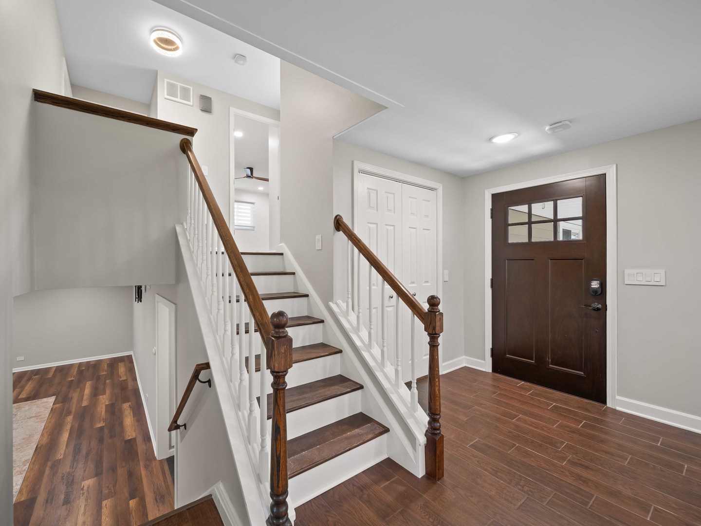 600 Springinsguth Road Schaumburg, IL 60193 - Photo 5 of 31