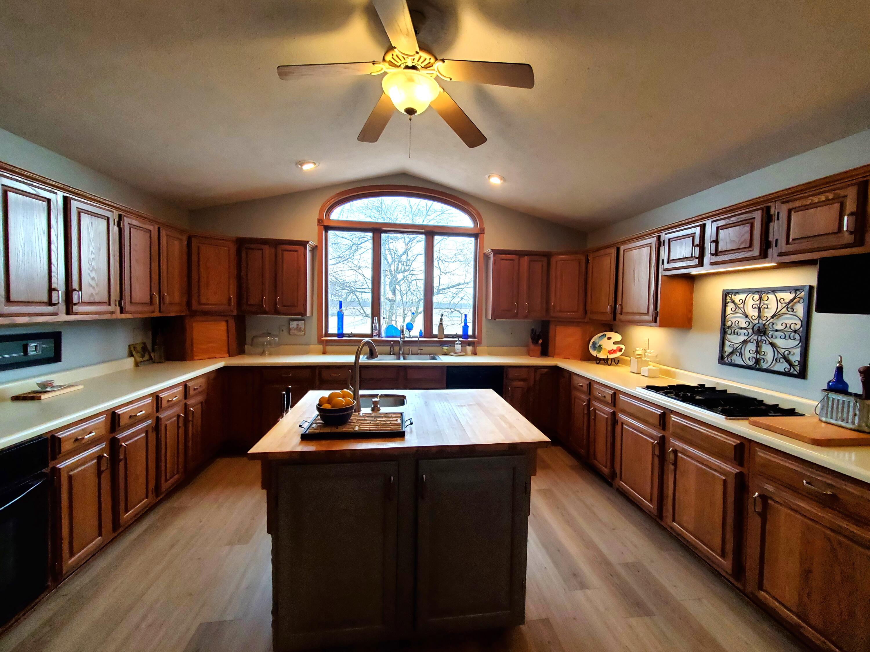 1530 West Clark Street Rensselaer, IN 47978 - Photo 18 of 40 3000x2250