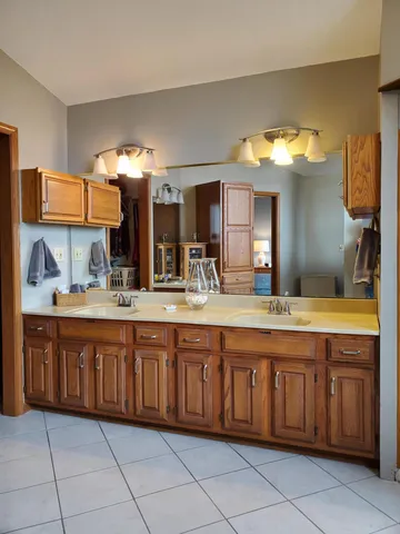 $579,900 | 1530 West Clark Street, Rensselaer, IN 47978