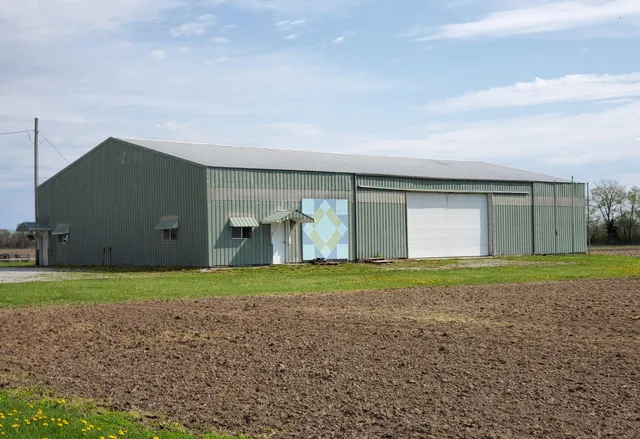 $579,900 | 1530 West Clark Street, Rensselaer, IN 47978