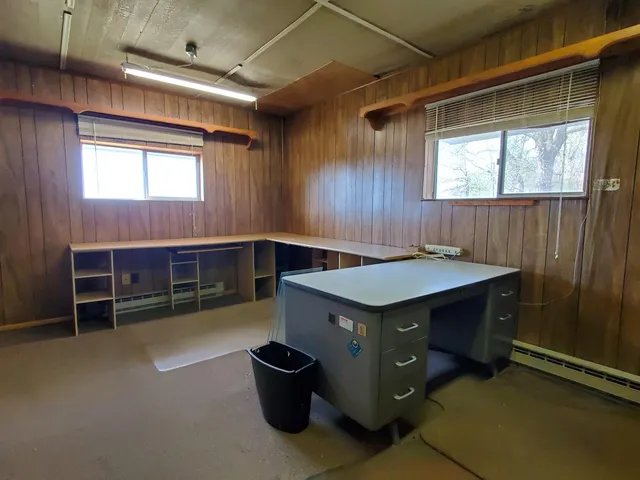 $579,900 | 1530 West Clark Street, Rensselaer, IN 47978