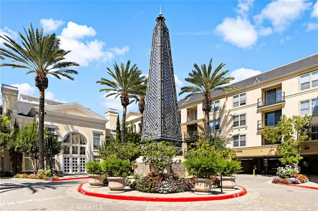 $679,900 | 2257 Watermarke Place, Irvine, CA 92612