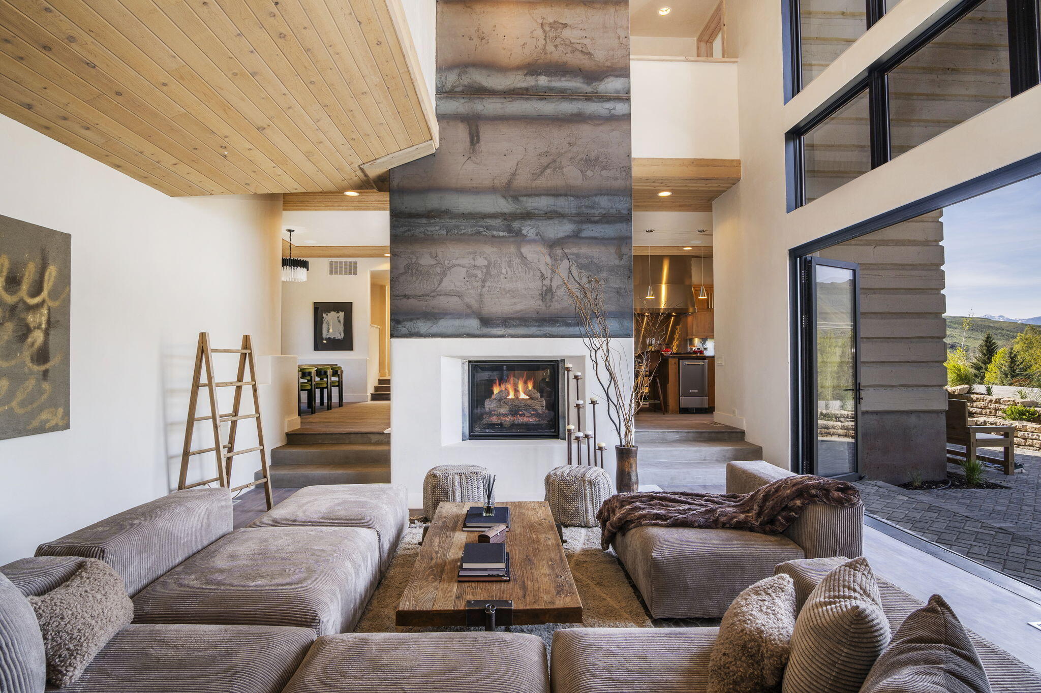 316 Juniper Road Sun Valley, ID 83353 - Photo 2 of 43 Living Room - Kitchen Facing