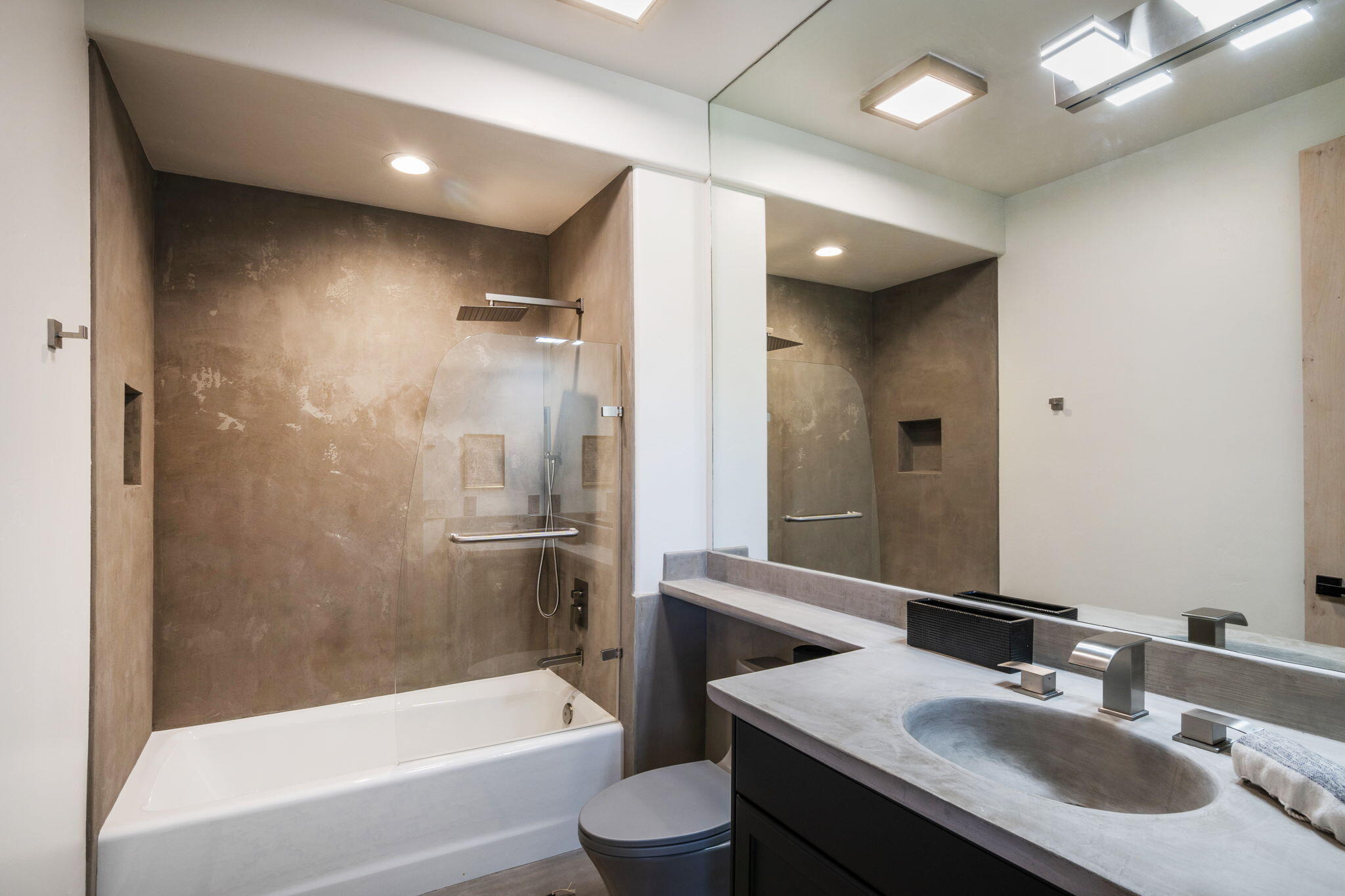 316 Juniper Road Sun Valley, ID 83353 - Photo 28 of 43 Bathroom #4