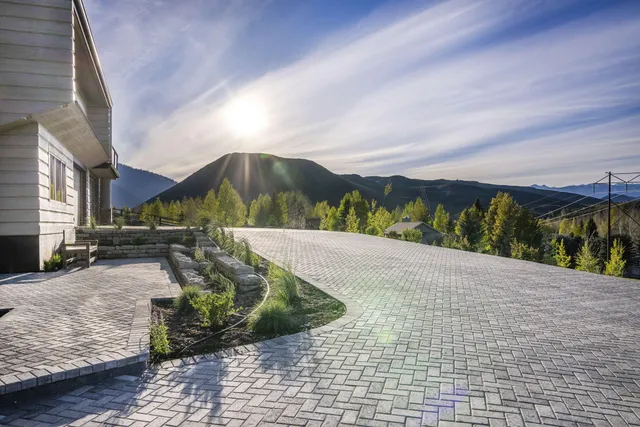 $5,700,000 | 316 Juniper Road, Sun Valley, ID 83353