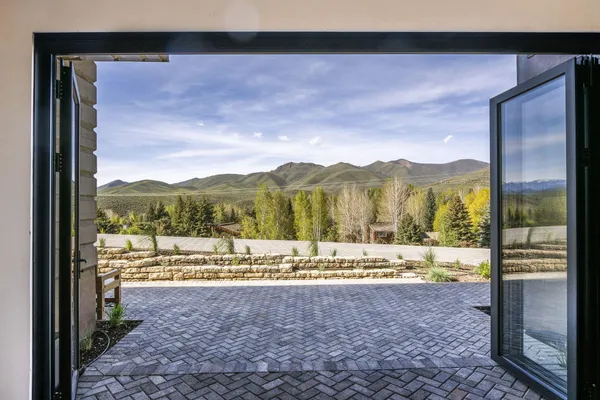 $5,700,000 | 316 Juniper Road, Sun Valley, ID 83353