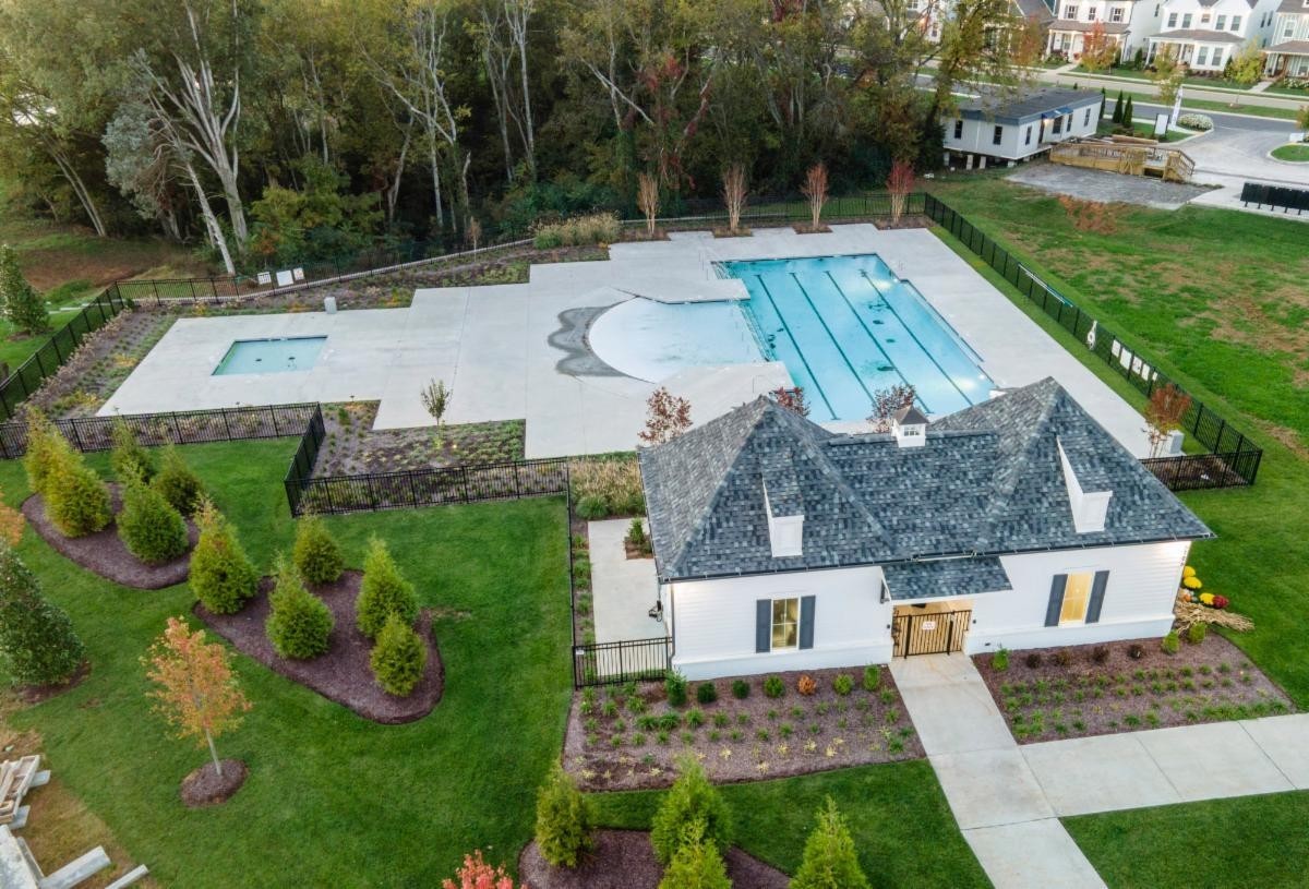 5603 Eaglemont Drive Murfreesboro, TN 37129 - Photo 4 of 5 a view of a house with a yard