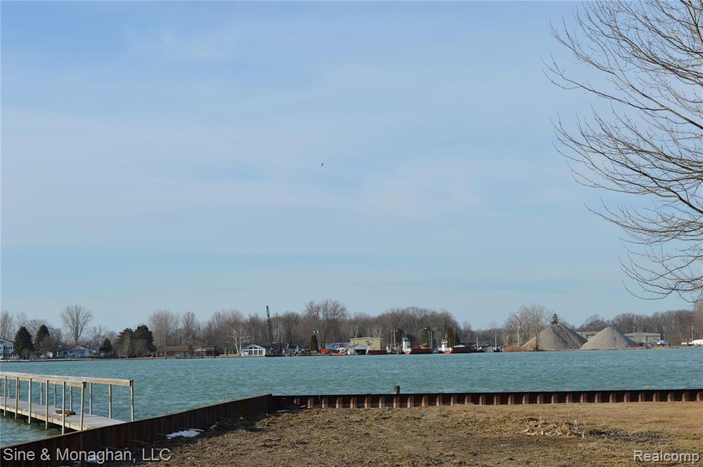 3261 Pointe Tremble Road Algonac, MI 48001 - Photo 13 of 33