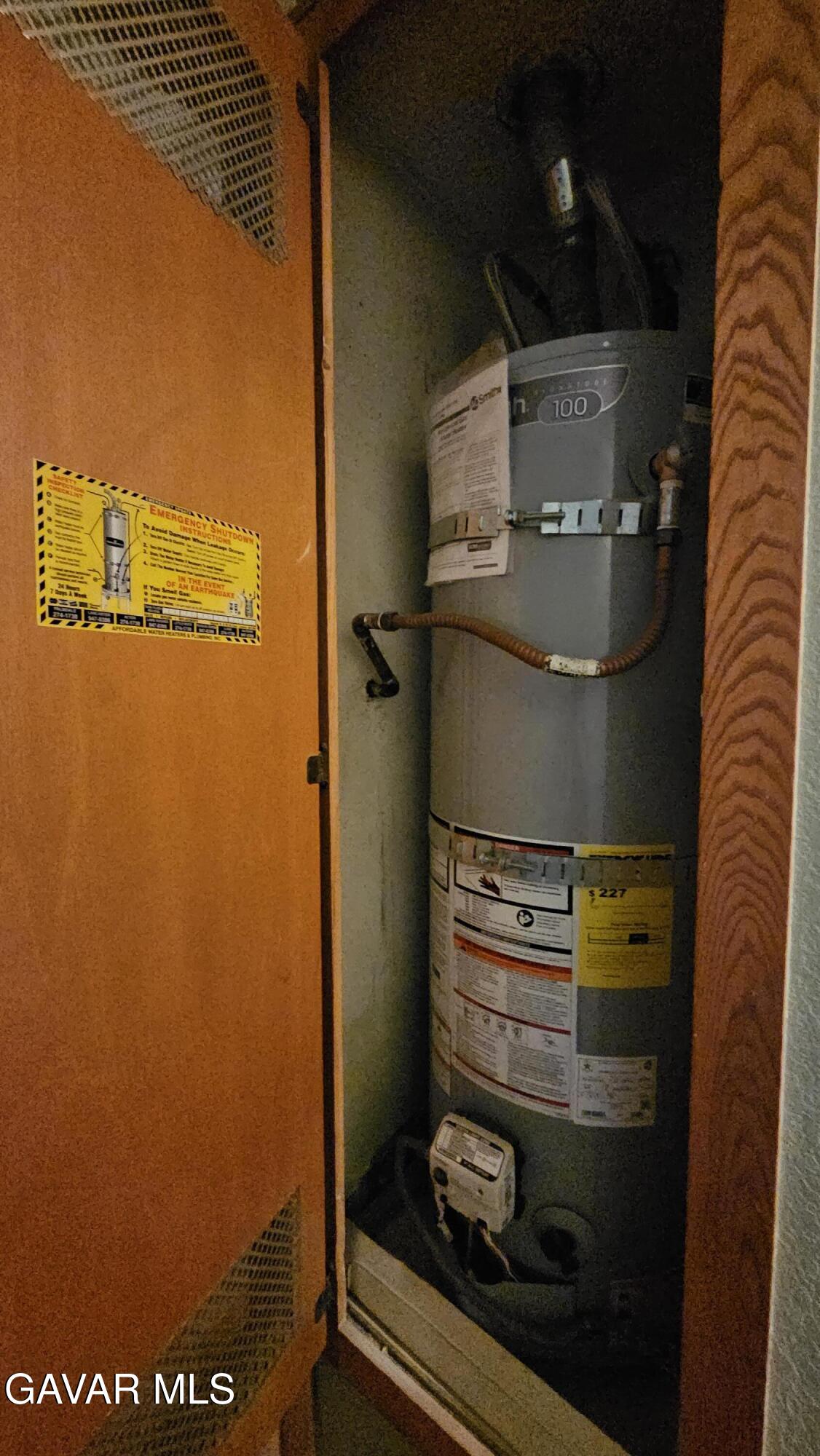 40985 174th Street East Lancaster, CA 93535 - Photo 32 of 33 a close up of a sink