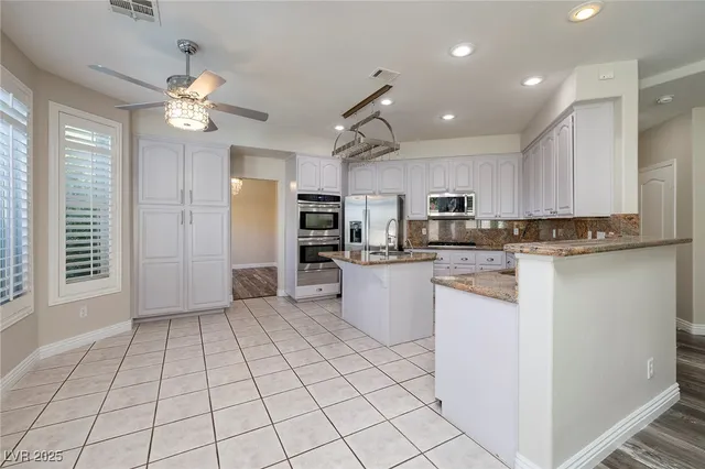 $3,250 | 1624 Desert Fort Street, Las Vegas, NV 89128