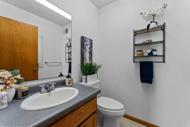 $564,900 | 28840 Highway 169, Zimmerman, MN 55398